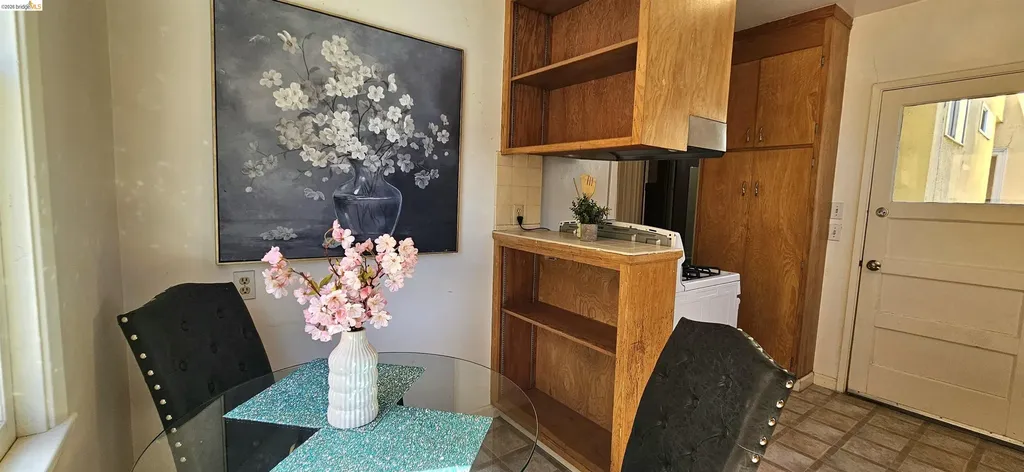 1901 Parker Street Berkeley CA 94704