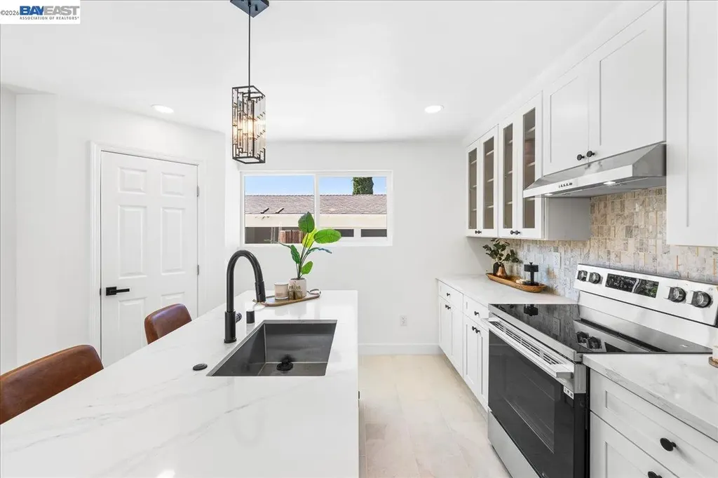 1844 Elm Street Livermore CA 94551