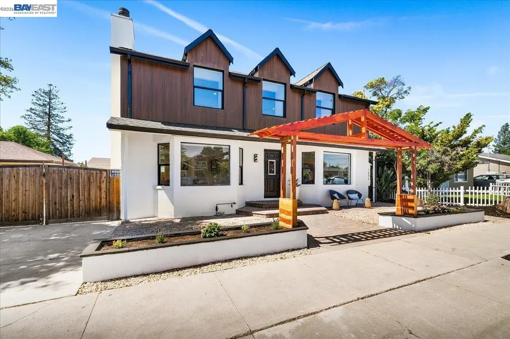 1844 Elm Street Livermore CA 94551