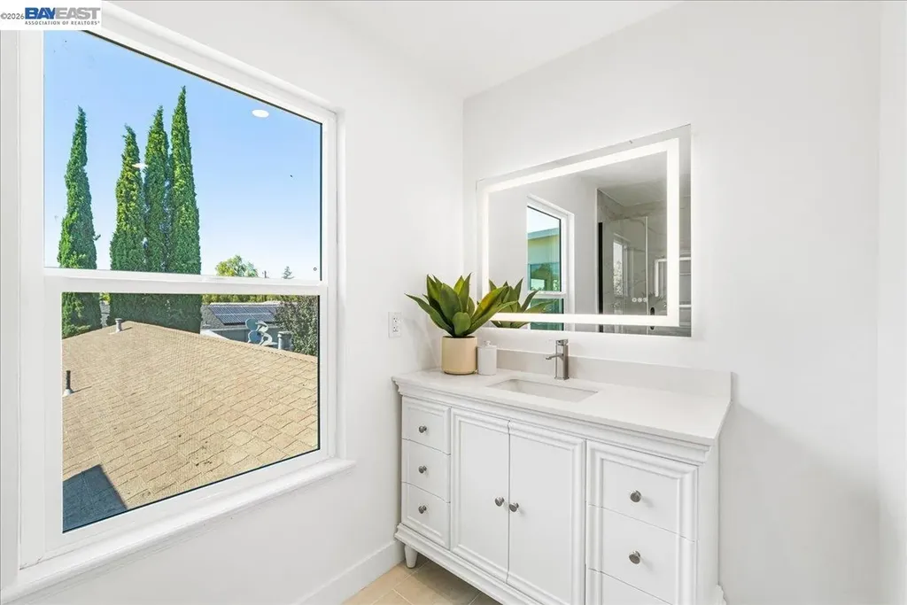 1844 Elm Street Livermore CA 94551