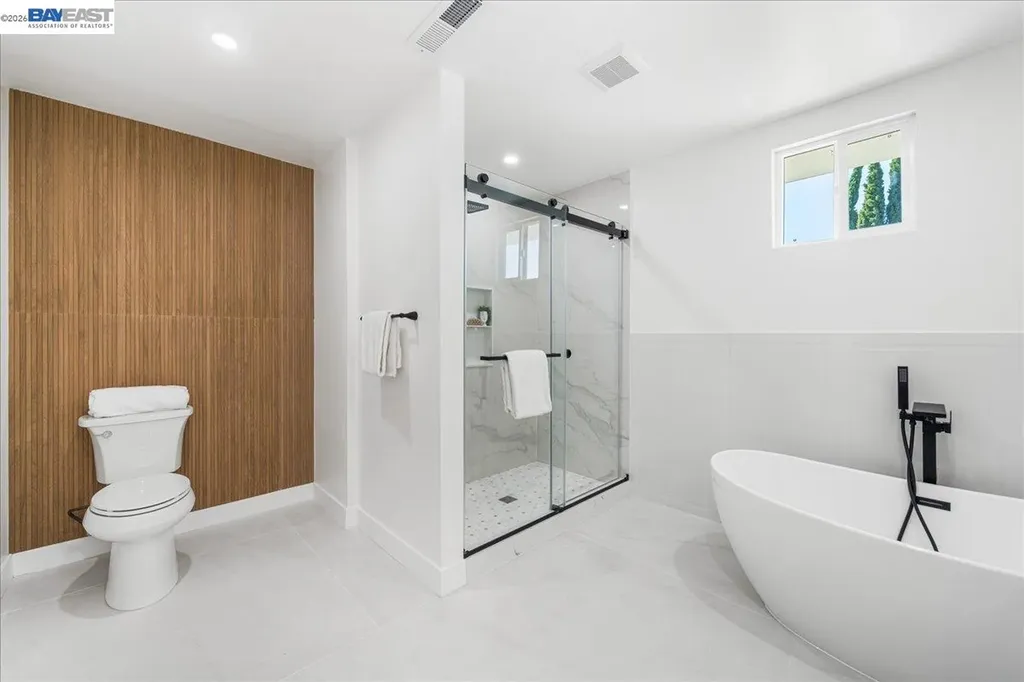 1844 Elm Street Livermore CA 94551
