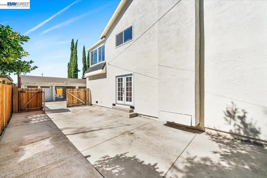 1844 Elm Street Livermore CA 94551