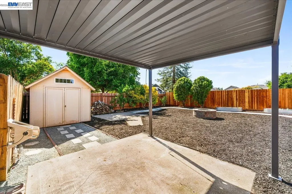 1844 Elm Street Livermore CA 94551