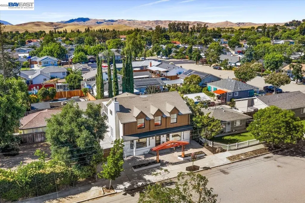 1844 Elm Street Livermore CA 94551