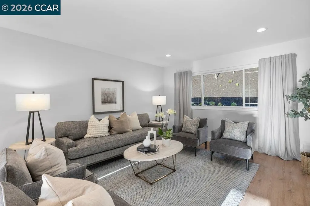 368 Shire Oaks Court Lafayette CA 94549