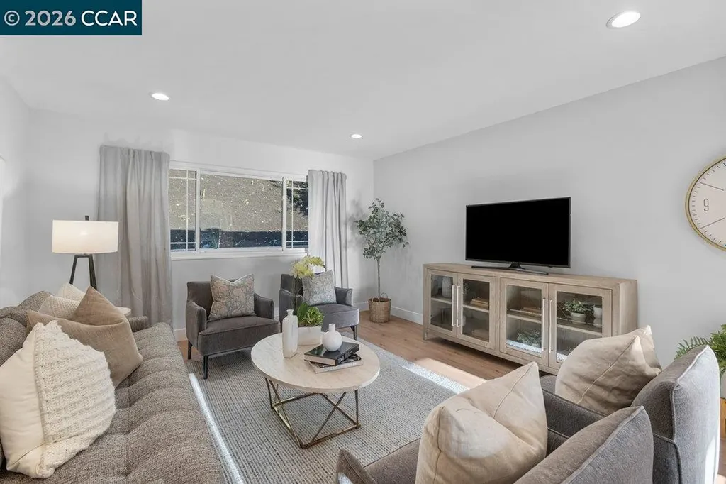 368 Shire Oaks Court Lafayette CA 94549