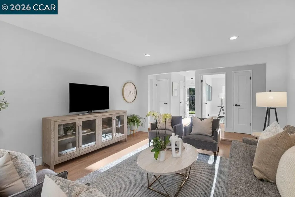 368 Shire Oaks Court Lafayette CA 94549