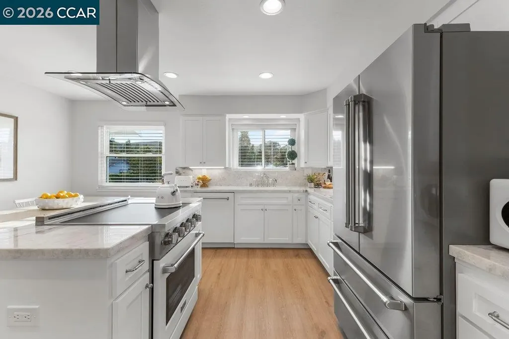 368 Shire Oaks Court Lafayette CA 94549