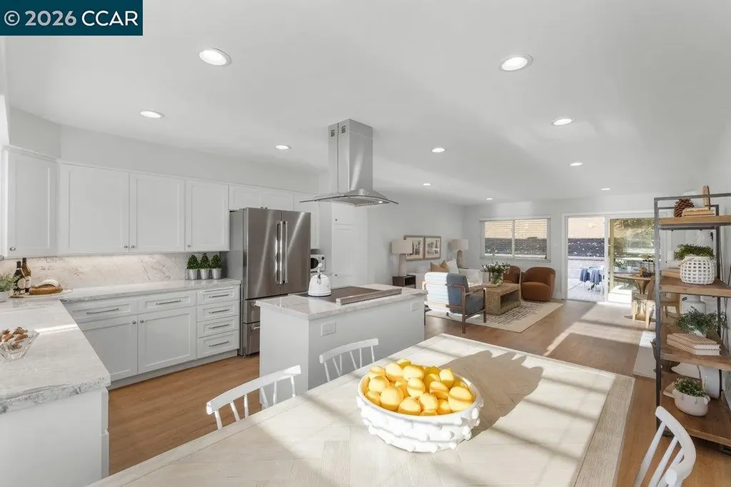 368 Shire Oaks Court Lafayette CA 94549