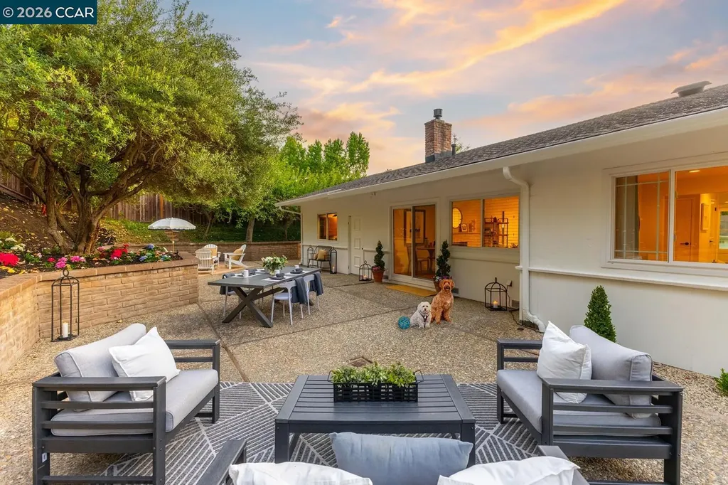 368 Shire Oaks Court Lafayette CA 94549