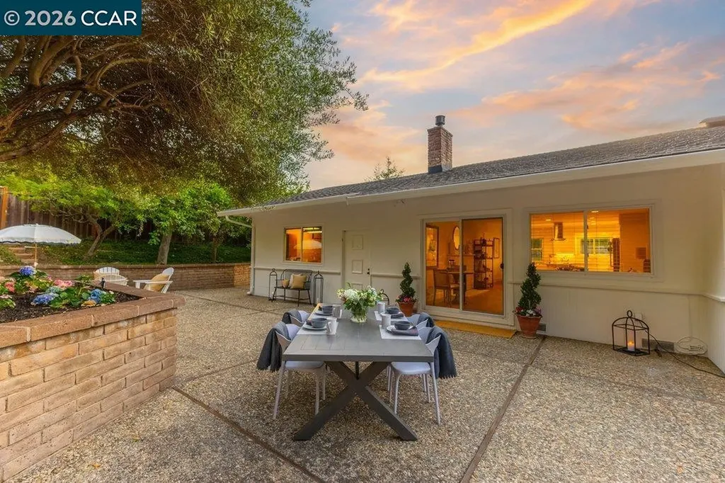 368 Shire Oaks Court Lafayette CA 94549