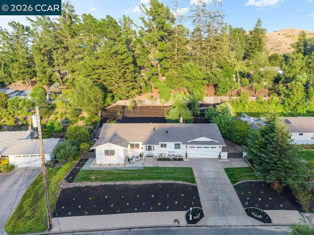 368 Shire Oaks Court Lafayette CA 94549