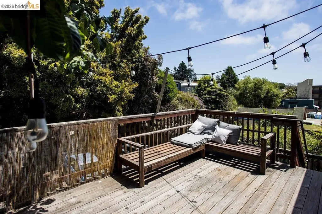 1643 Oxford Street Berkeley CA 94709