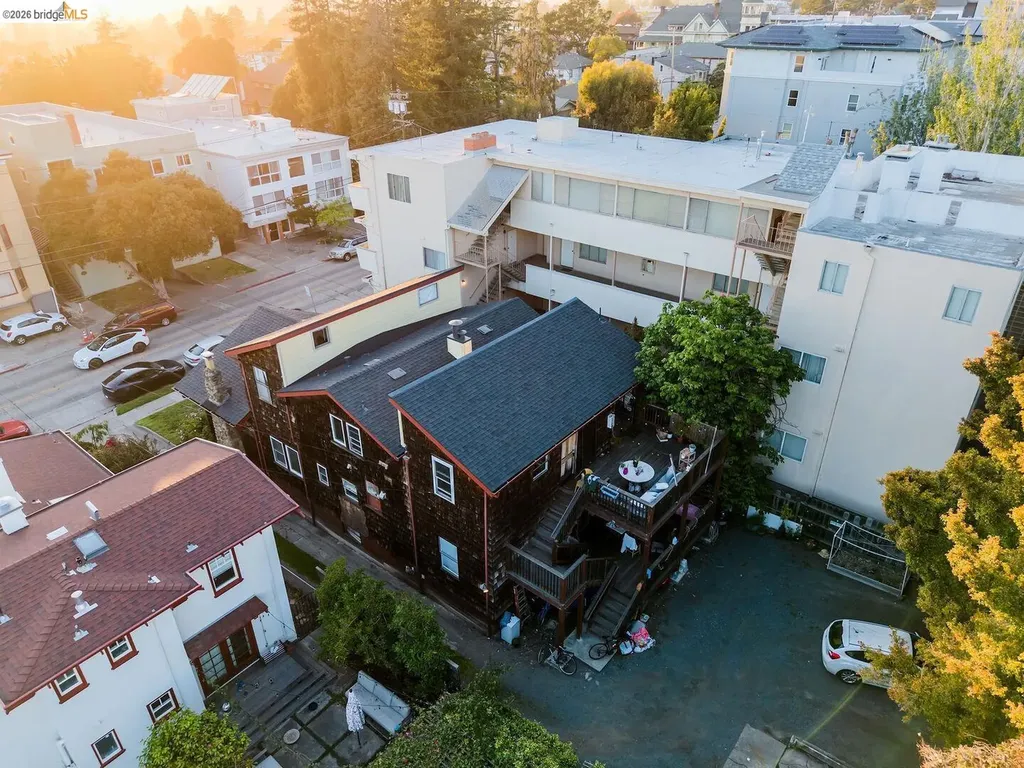 1643 Oxford Street Berkeley CA 94709