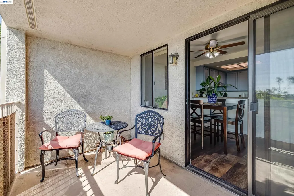 2505 Miramar Avenue Castro Valley CA 94546