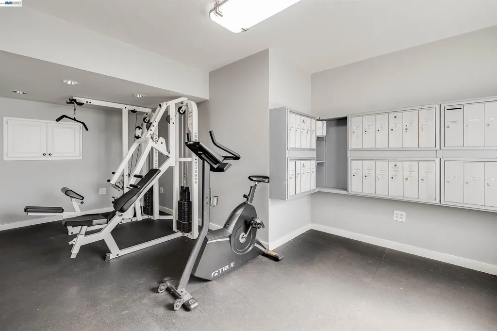 2505 Miramar Avenue Castro Valley CA 94546