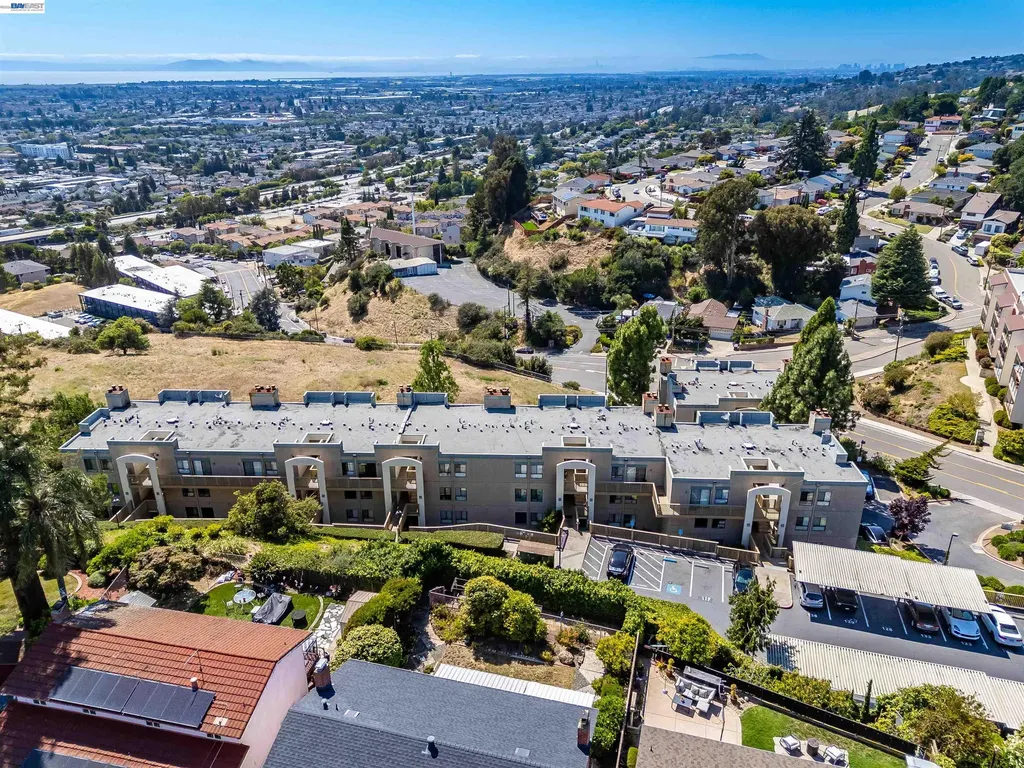 2505 Miramar Avenue Castro Valley CA 94546