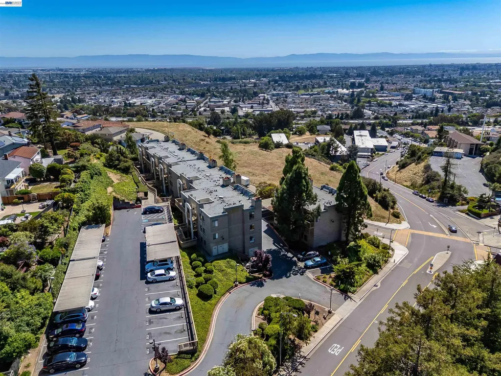 2505 Miramar Avenue Castro Valley CA 94546