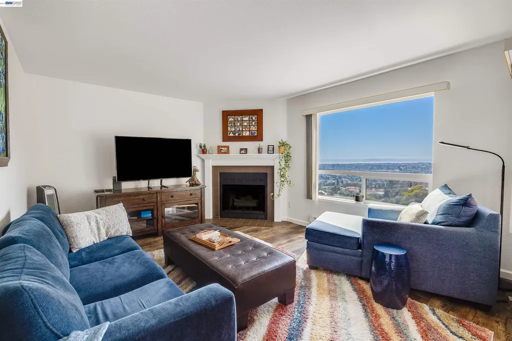2505 Miramar Avenue Castro Valley CA 94546