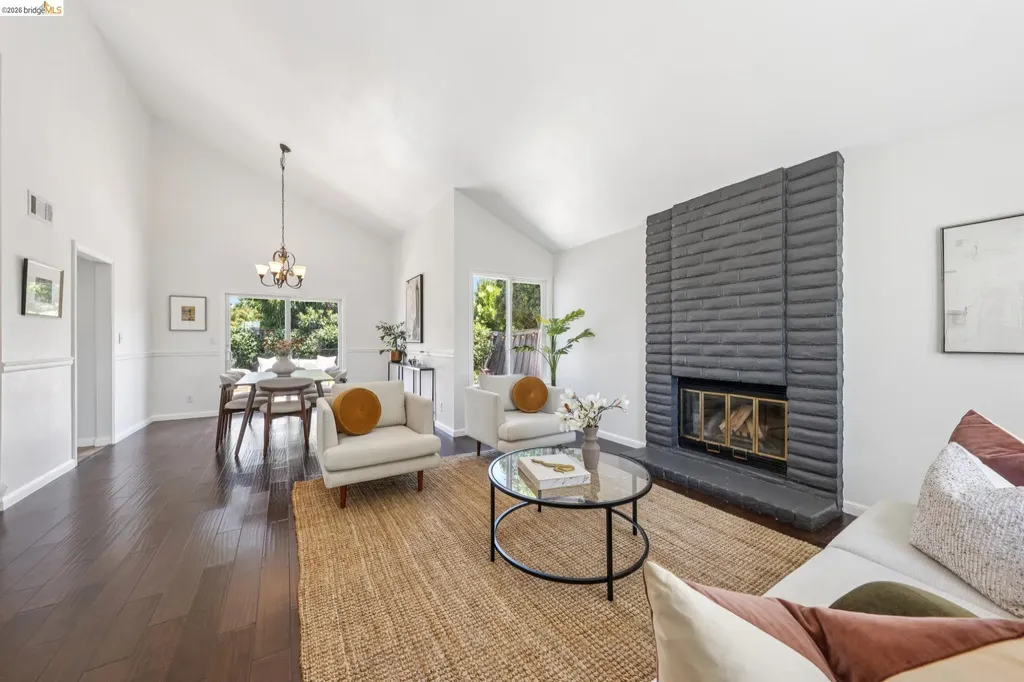 2253 Freshwater Court Martinez CA 94553