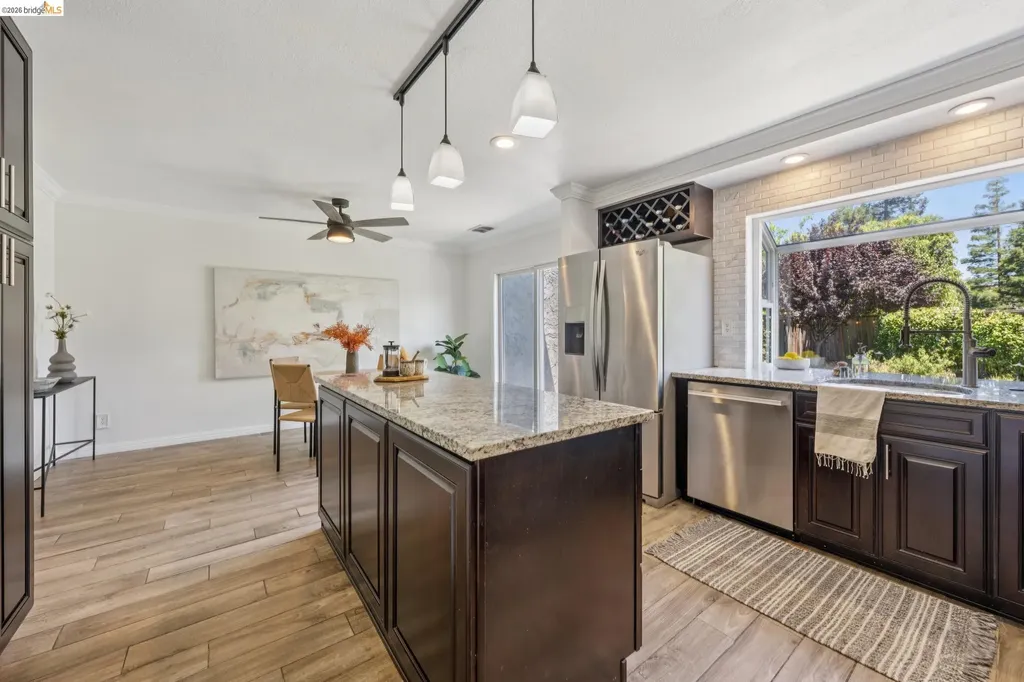 2253 Freshwater Court Martinez CA 94553