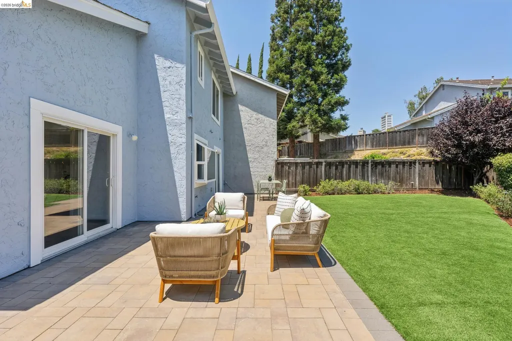2253 Freshwater Court Martinez CA 94553