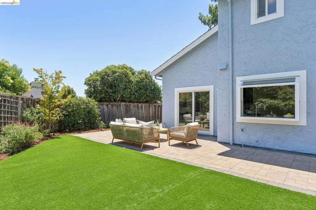 2253 Freshwater Court Martinez CA 94553