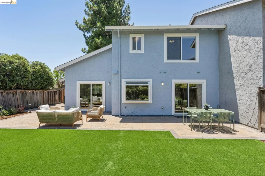 2253 Freshwater Court Martinez CA 94553