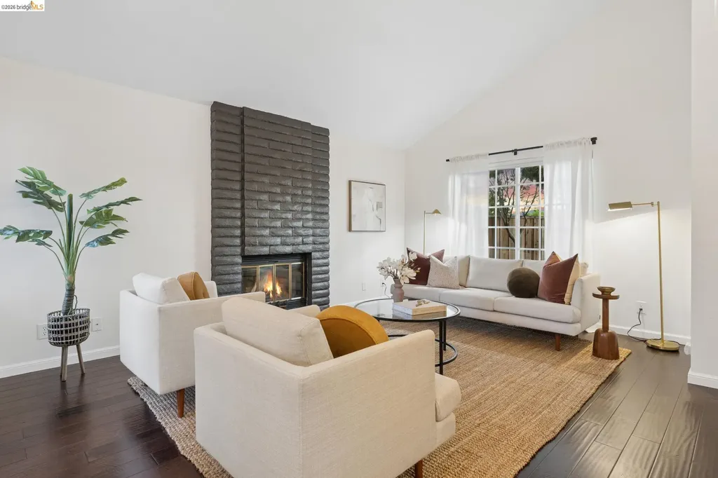 2253 Freshwater Court Martinez CA 94553