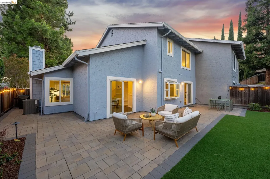 2253 Freshwater Court Martinez CA 94553