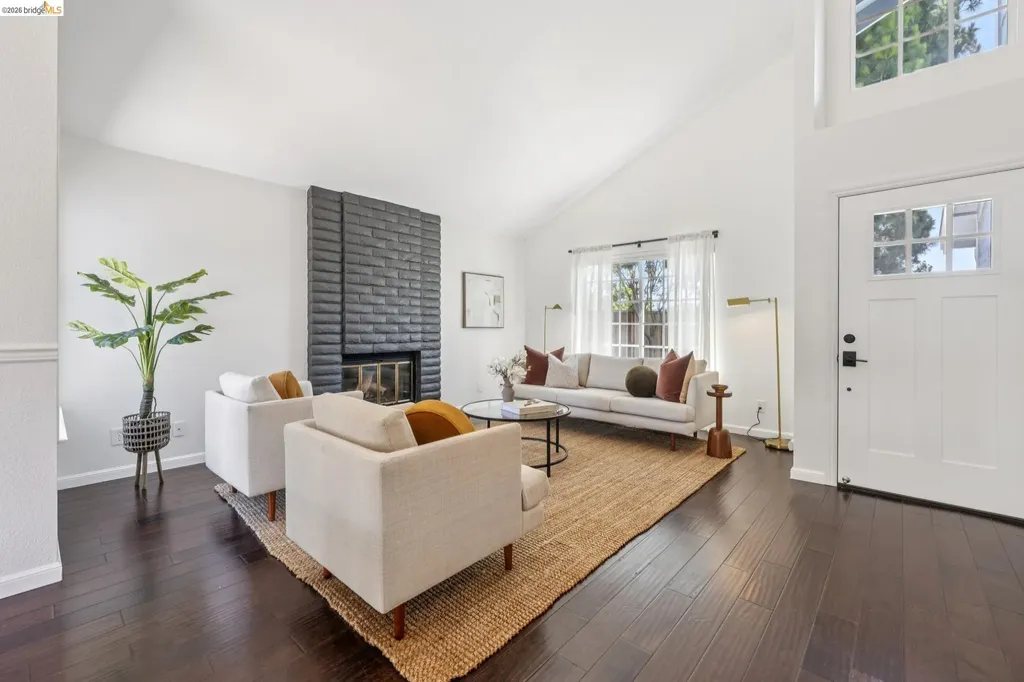 2253 Freshwater Court Martinez CA 94553