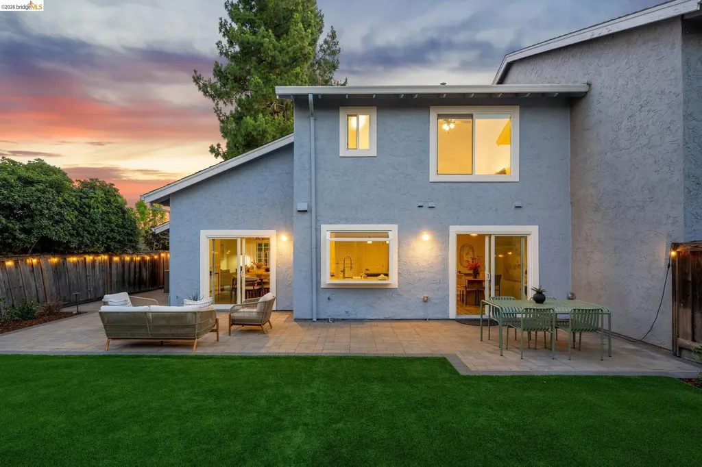 2253 Freshwater Court Martinez CA 94553