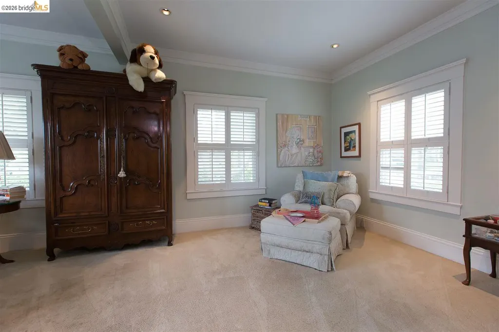 16 Craig Avenue Piedmont CA 94611