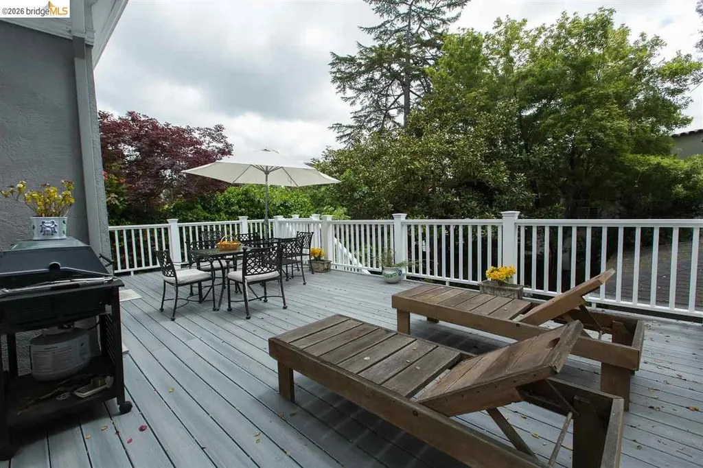 16 Craig Avenue Piedmont CA 94611