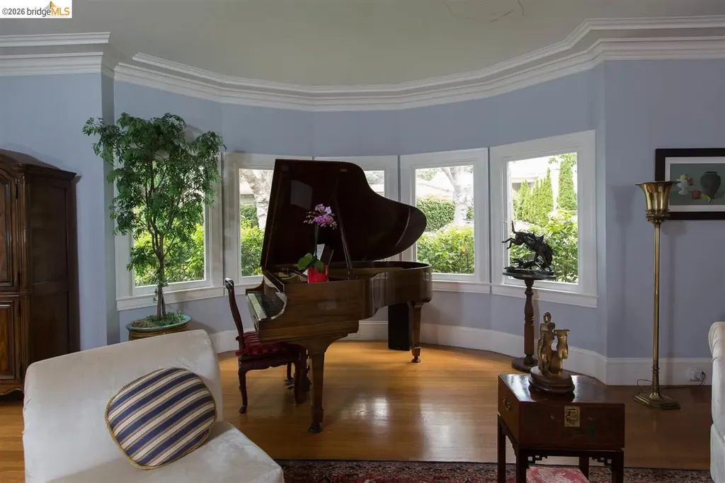 16 Craig Avenue Piedmont CA 94611