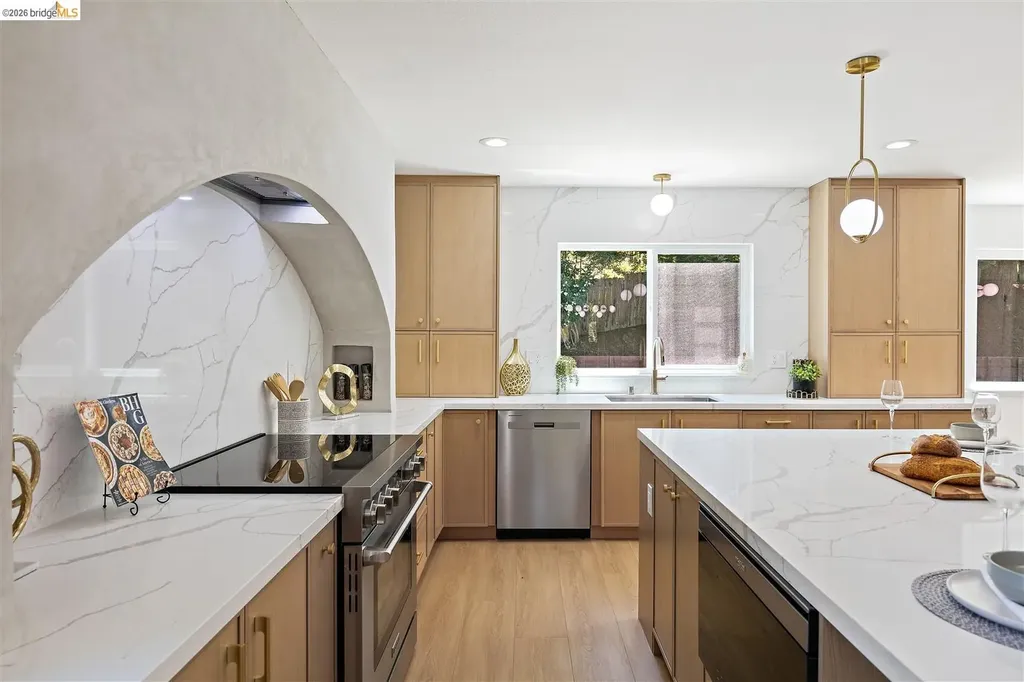 3248 Twin Oaks Drive Napa CA 94558