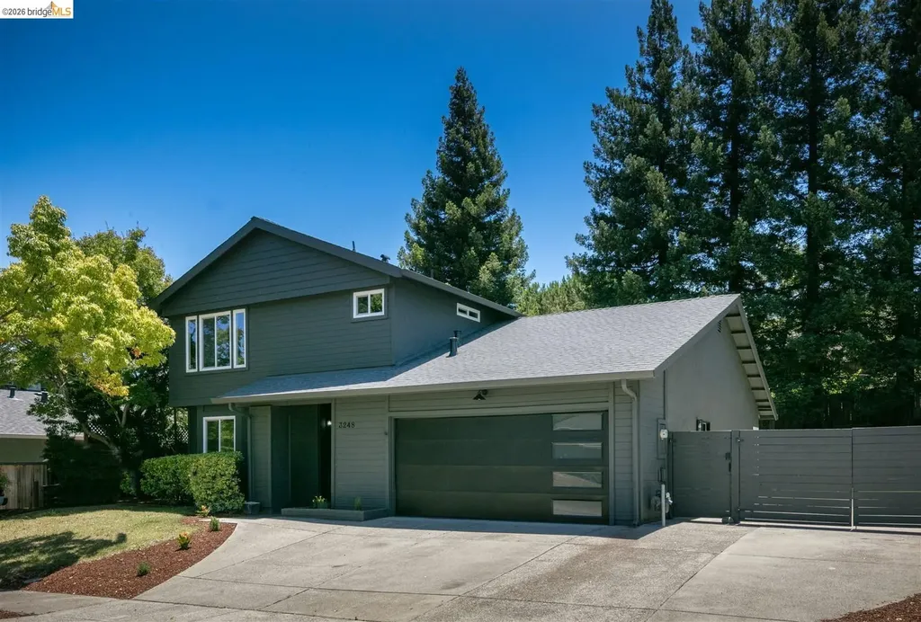 3248 Twin Oaks Drive Napa CA 94558