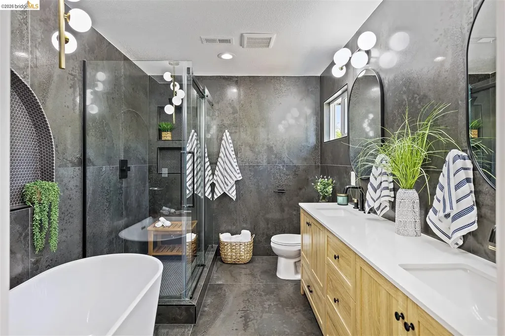 3248 Twin Oaks Drive Napa CA 94558