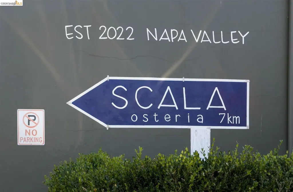3248 Twin Oaks Drive Napa CA 94558