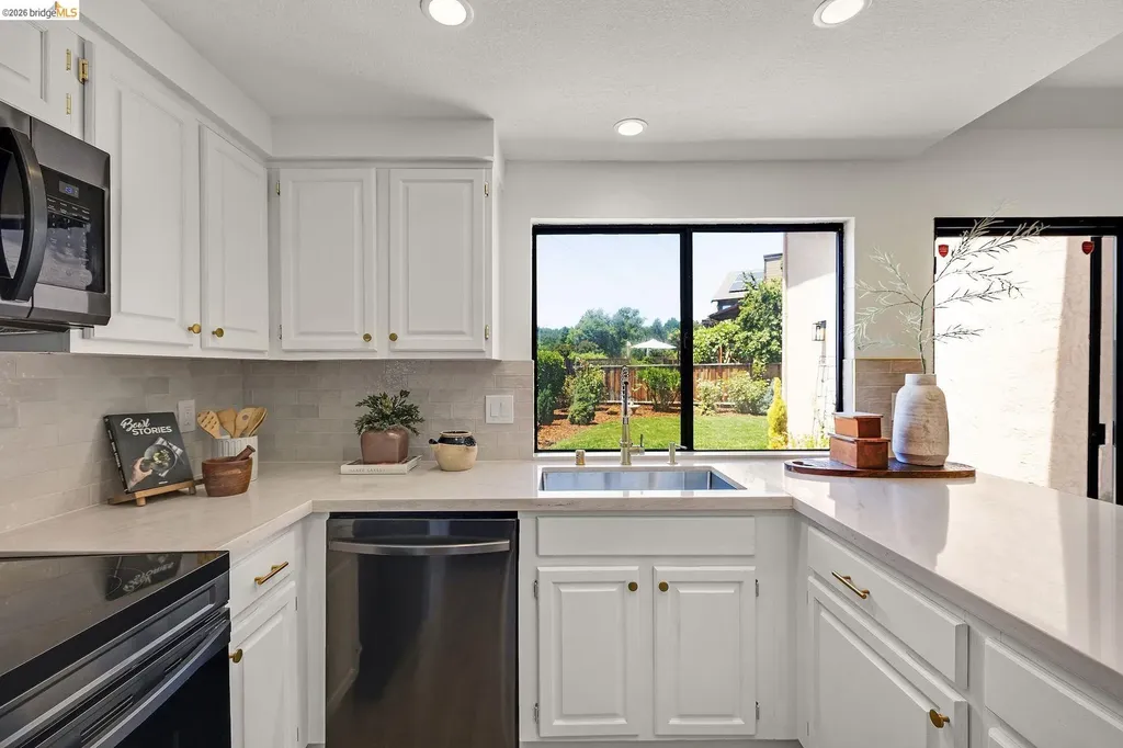 5800 Alderbrook Court Castro Valley CA 94552