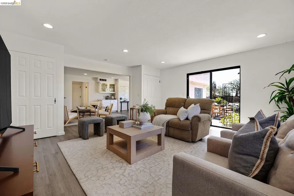 5800 Alderbrook Court Castro Valley CA 94552