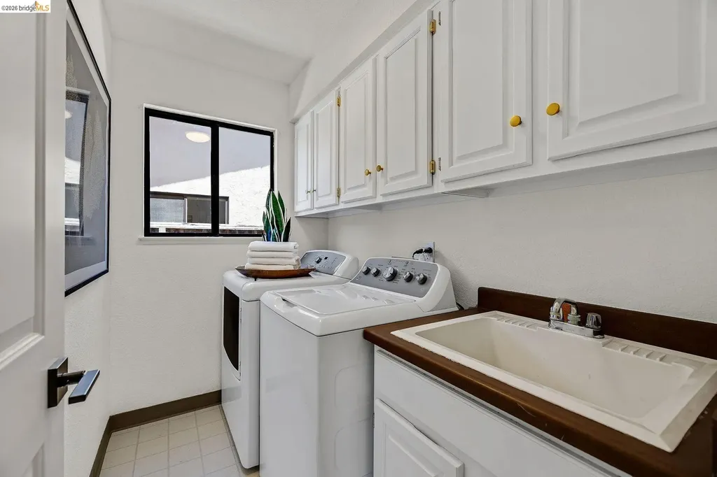 5800 Alderbrook Court Castro Valley CA 94552