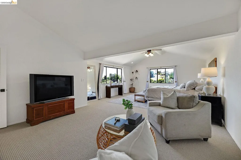 5800 Alderbrook Court Castro Valley CA 94552
