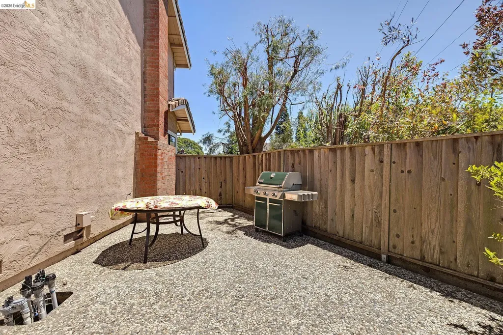 5800 Alderbrook Court Castro Valley CA 94552