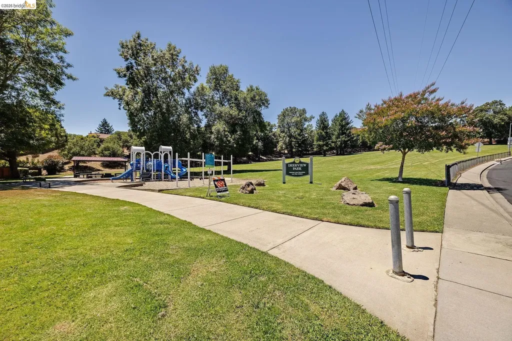 5800 Alderbrook Court Castro Valley CA 94552