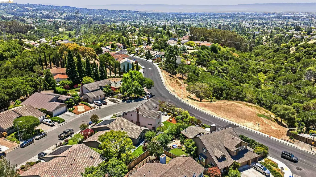 5800 Alderbrook Court Castro Valley CA 94552