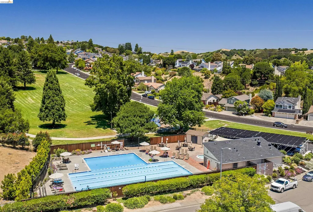 5800 Alderbrook Court Castro Valley CA 94552