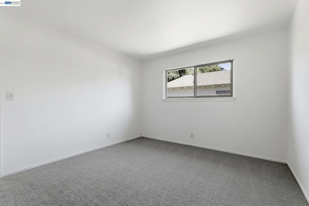 7359-7361 Glenoaks Way Dublin CA 94568