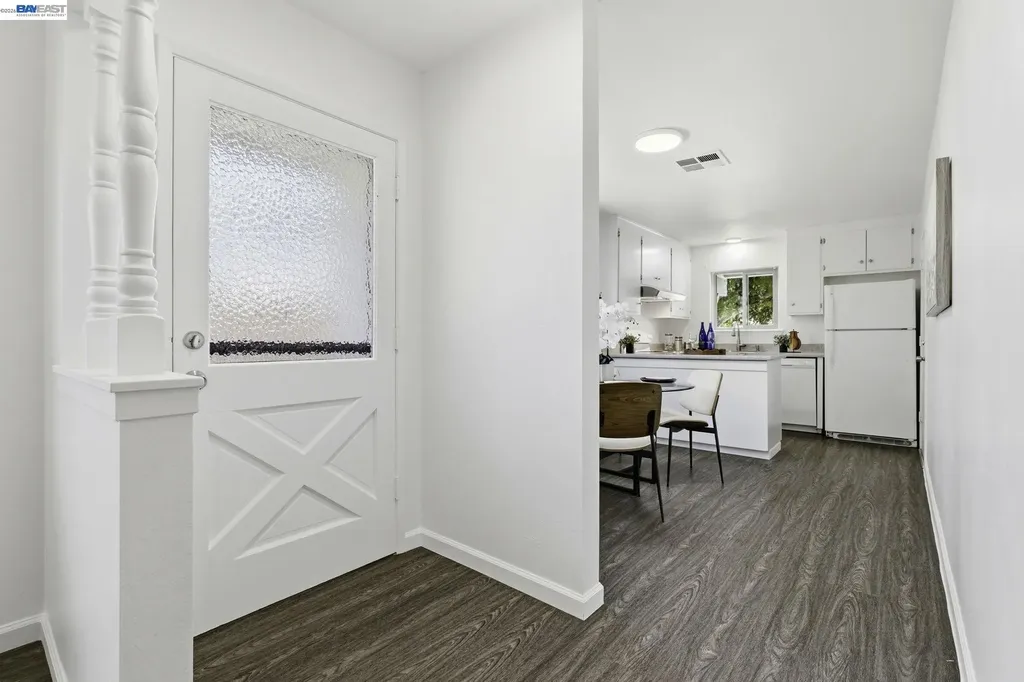 7359-7361 Glenoaks Way Dublin CA 94568