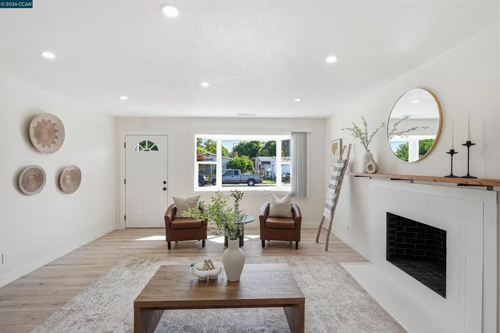 1899 Queens Road Concord CA 94519